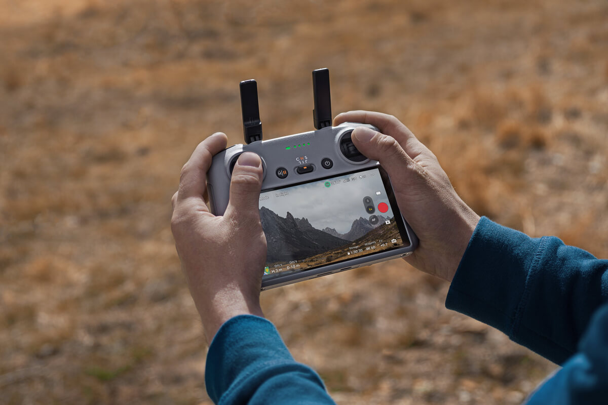 DJI RC 2 (Control remoto con pantalla) - Imagen 3